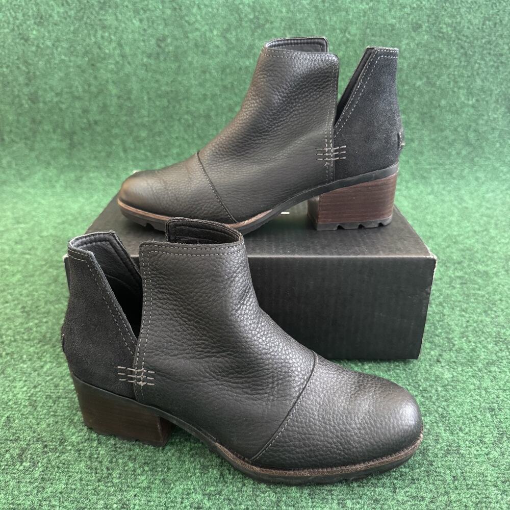 Sorel Cate Cut-Out Bootie Size 8.5 Black Pebbled Leather Suede Block Heel w/ Box